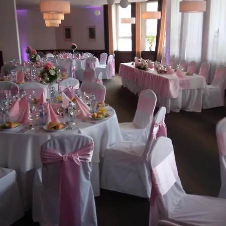 Congress Centrum Отель 3*