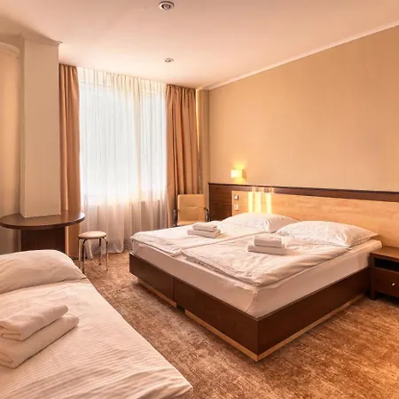 Congress Centrum 3*