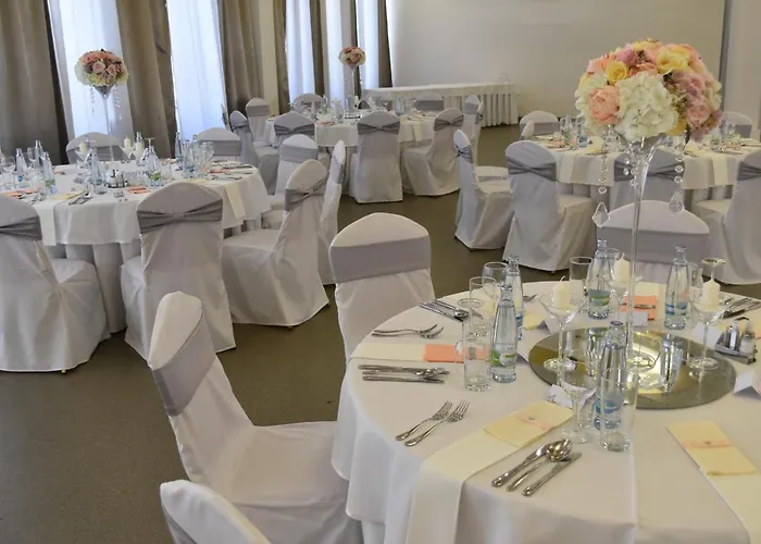 Congress Centrum فندق كَشّا