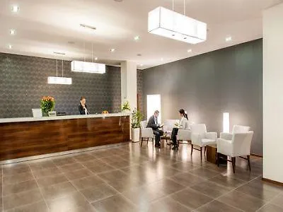 Congress Centrum מלון 3*